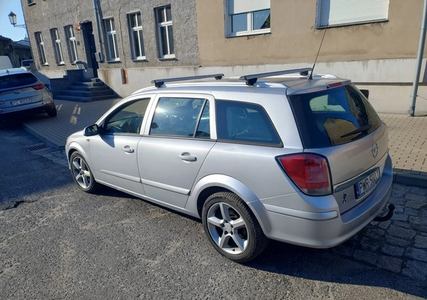 Opel Astra cena 9000 przebieg: 232885, rok produkcji 2006 z Miłosław małe 56